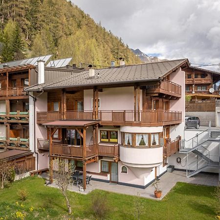 Gaestehaus Raphaela Sölden Exteriér fotografie