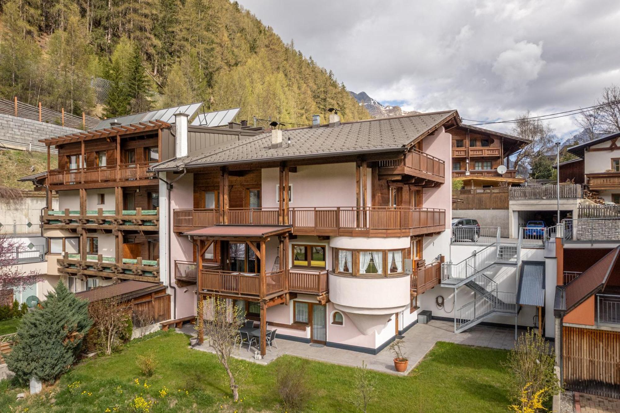 Gaestehaus Raphaela Sölden Exteriér fotografie